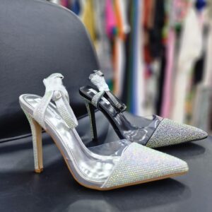 Szpilki zdobione czarne