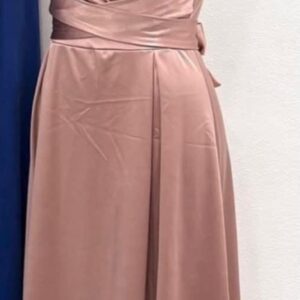 Sukienka długa pudrowy róż